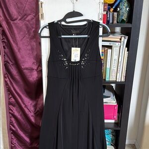 Luxman Elegant Black Sleeveless Dress